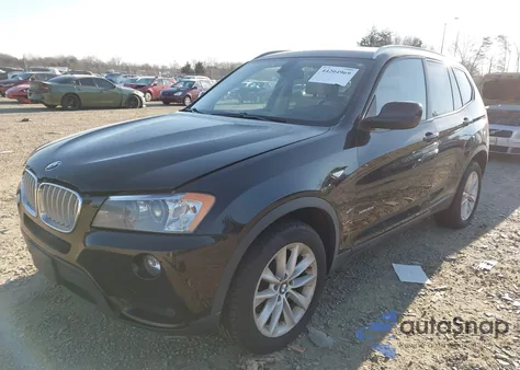 2013 BMW X3 xDrive28I z USA, uszkodzony, nr VIN 5UXWX9C5XD0A15257